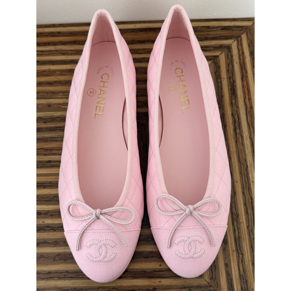 Chanel 26P Light Pink Denim Quilted CC Logo Bow Tie Ballet Ballerina Flat 38 - Picture 3 of 16